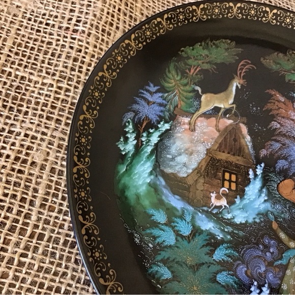 Vintage 1990 Russian Legends Fairy Tale porcelain plate. Plate #11 in the… - Picture 3 of 6
